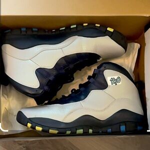 Jordan Retro Rio size 6 youth